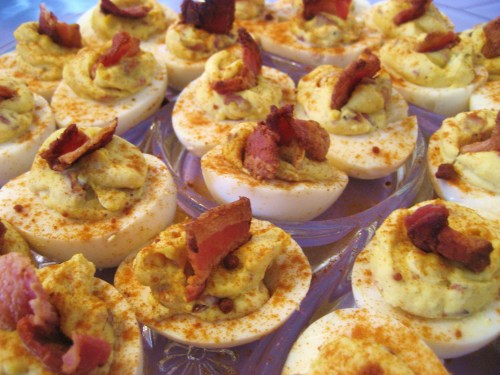 Deviled+eggs+with+bacon+bits